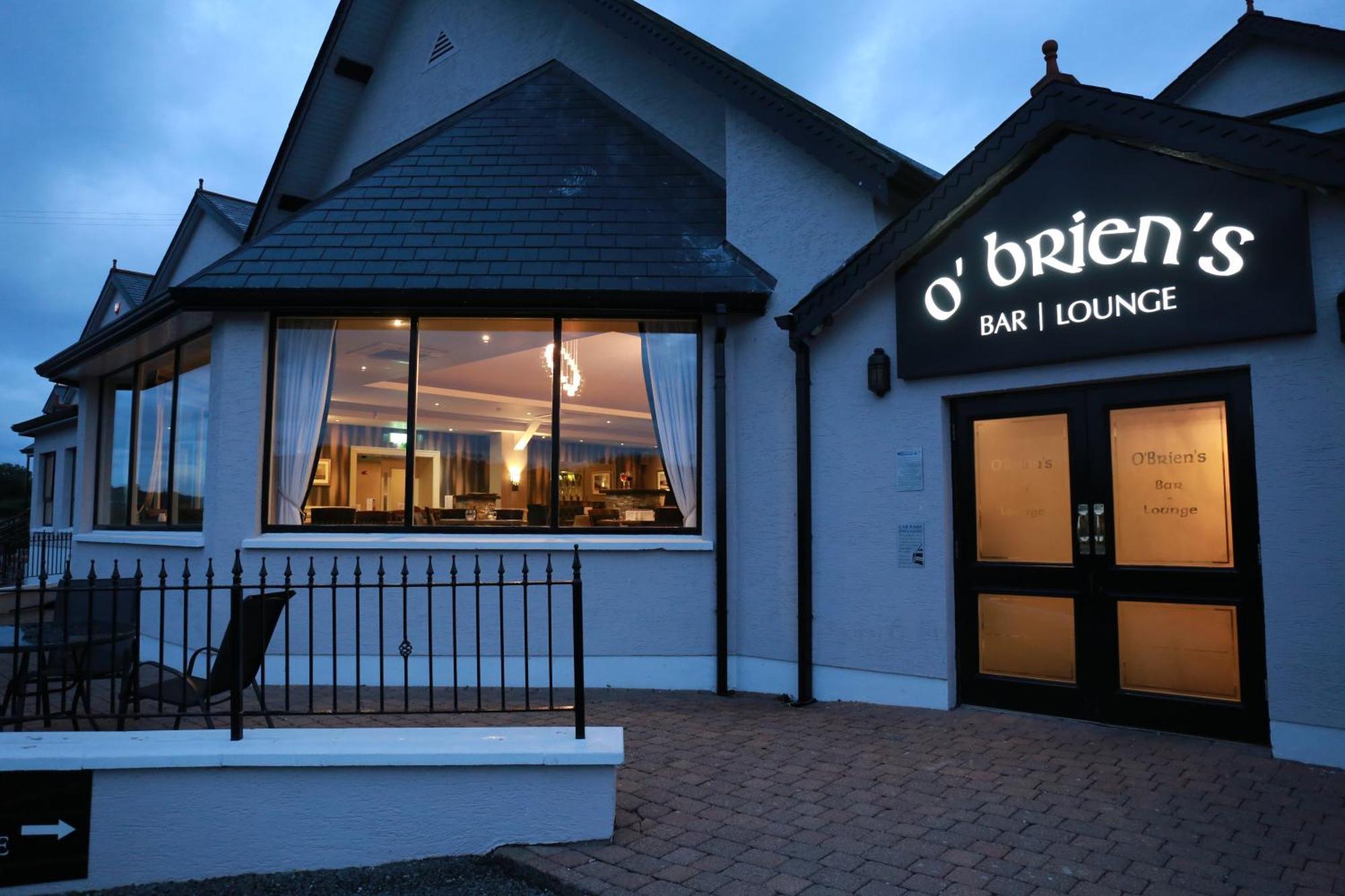 Mellon Country Hotel 3*
